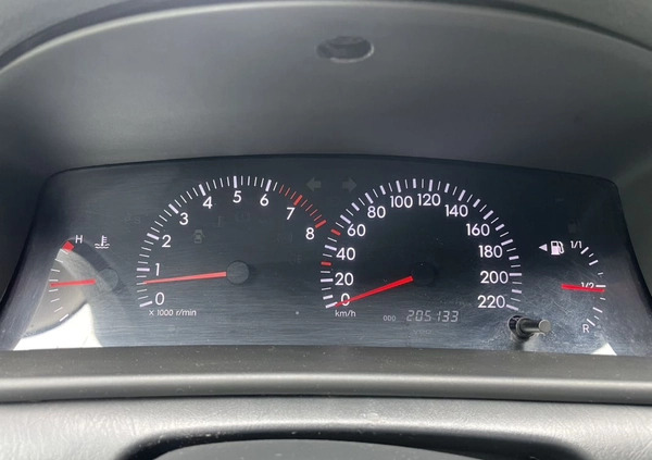 Toyota Corolla cena 7900 przebieg: 205133, rok produkcji 2003 z Warszawa małe 92